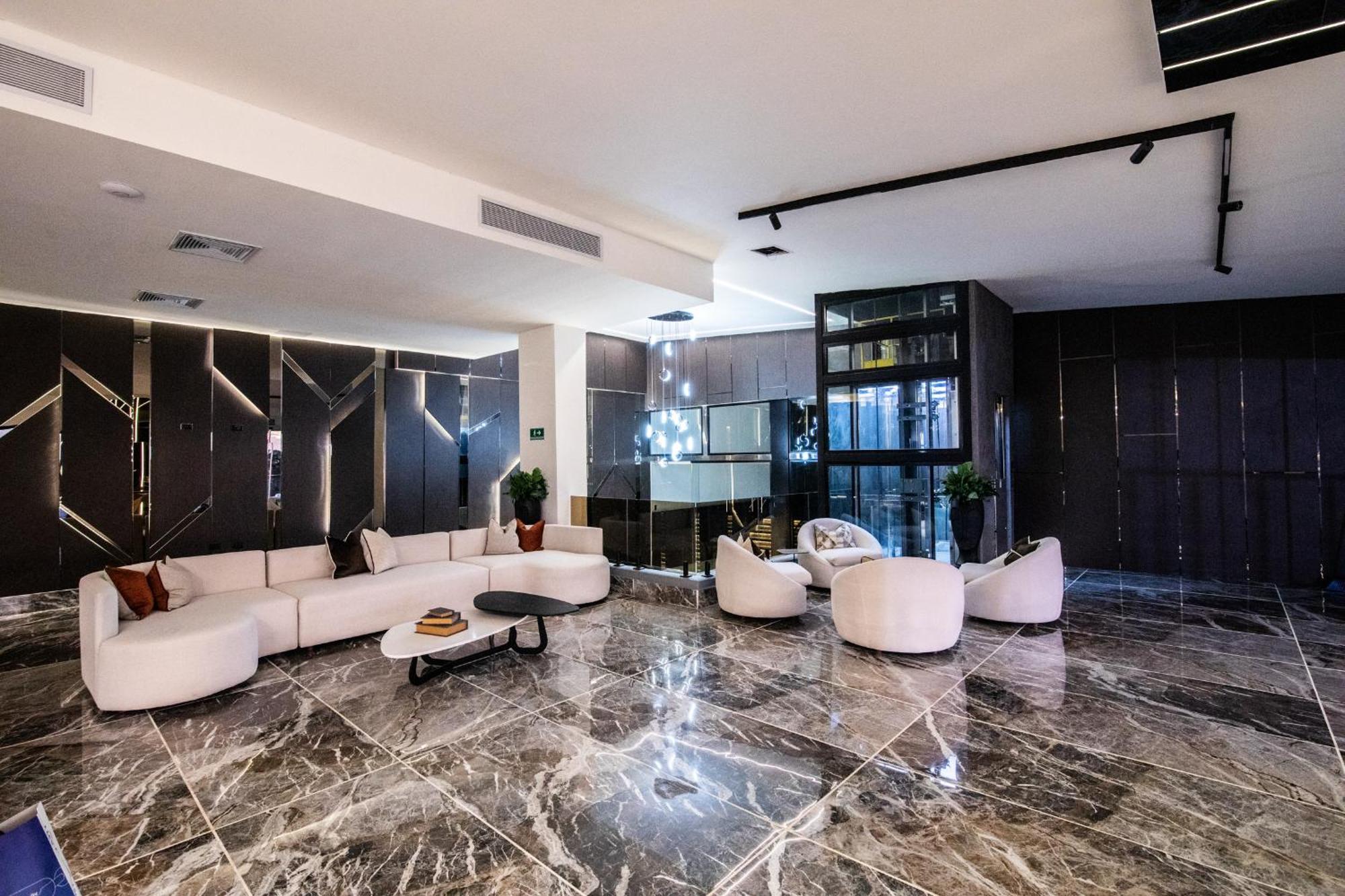 Lovera Hotel 圣地亚哥洛斯卡巴 外观 照片