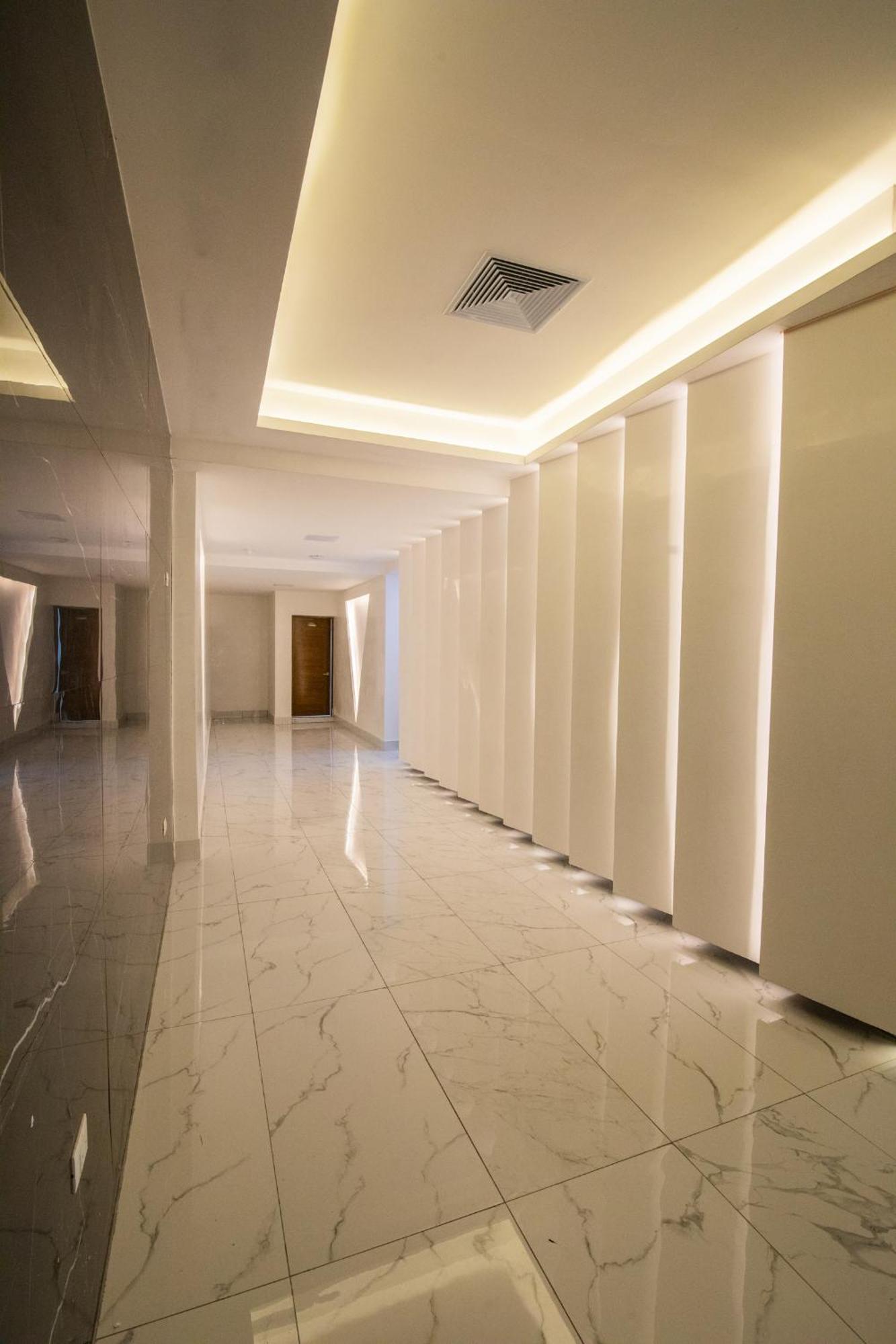Lovera Hotel 圣地亚哥洛斯卡巴 外观 照片